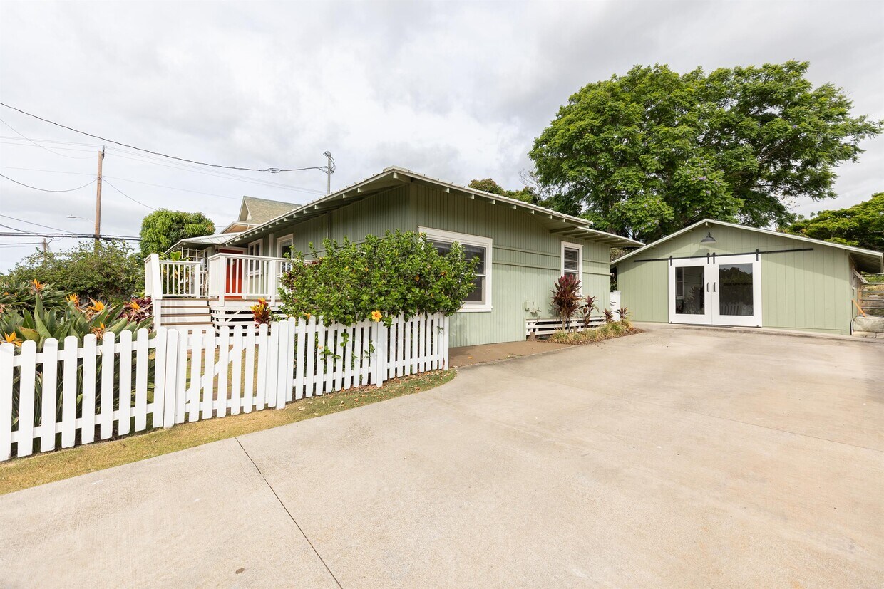 Primary Photo - 11 Lino Pl