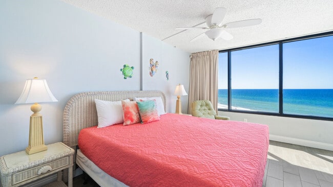 Foto del edificio - 7205 Thomas Dr