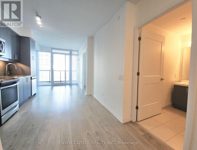 Photo du bâtiment - 7895 Jane St