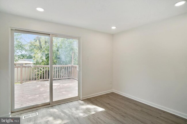 Building Photo - 1316 PEAR TREE Ct