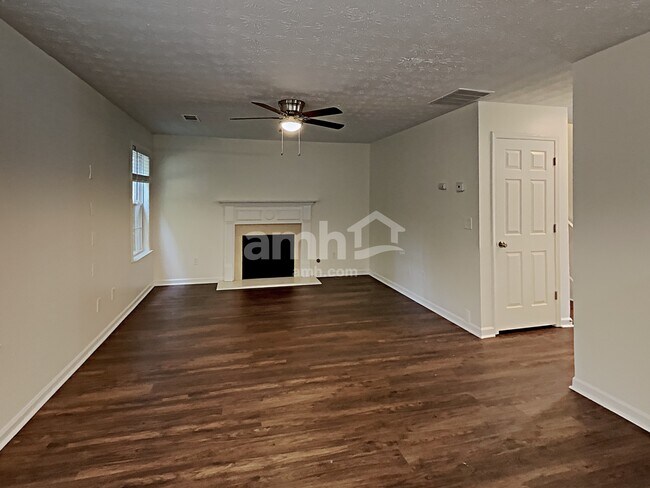 Foto del edificio - 2316 Copper Grove Ln