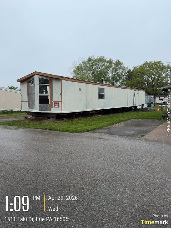Building Photo - 1425 Wanna Dr