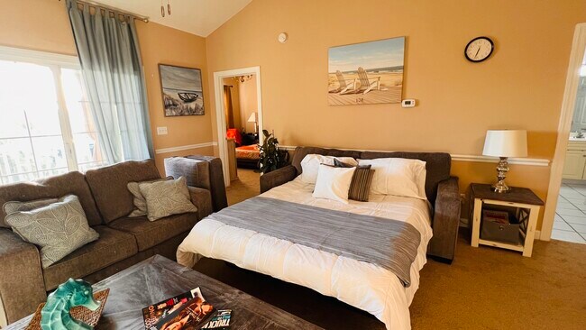 sofá cama tamaño queen - 3973 Forsythia Ct