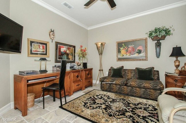 Foto del edificio - 3 br, 3 bath Condo - 135 Alta St Apt E