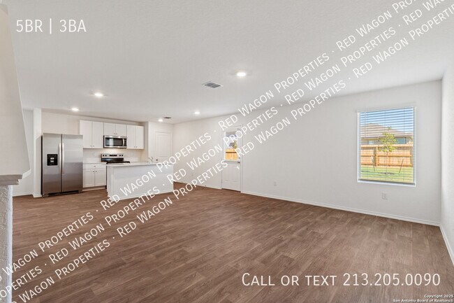 Building Photo - 5714 Bailey Downs