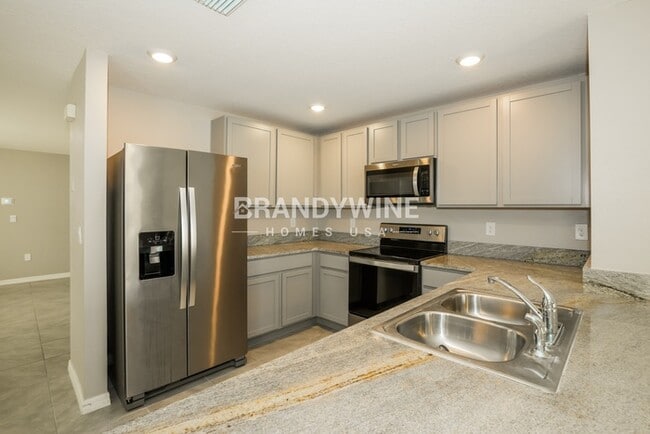 Foto del edificio - 5488 Logan Cave Ave