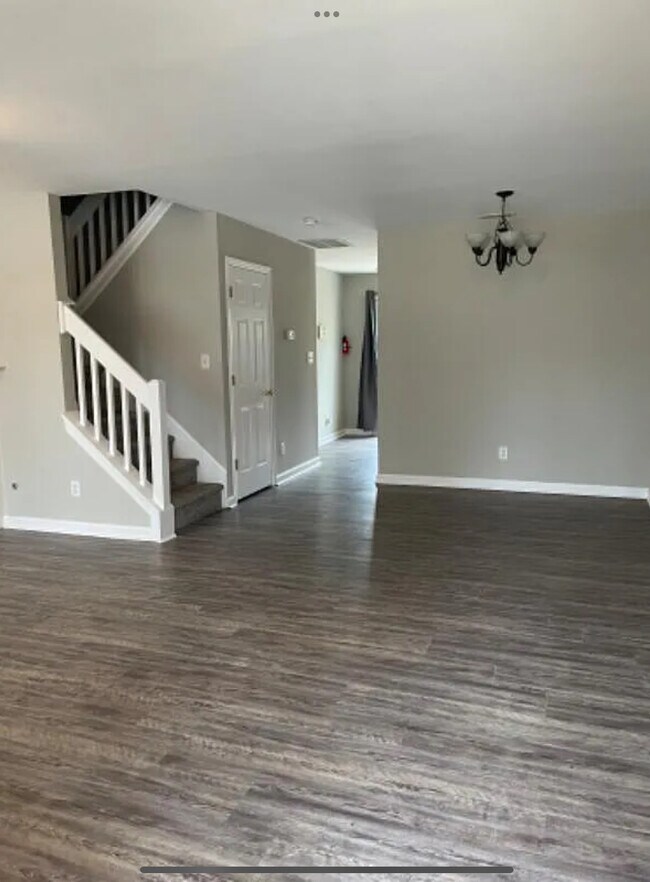 Foto del edificio - 27 Sidney Marie Ct