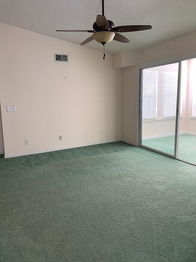 Foto del edificio - Southbridge III Unit 8642 K