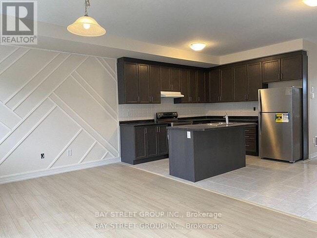 Building Photo - 15 Sissons Wy