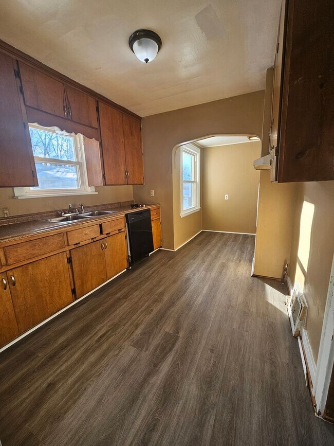 Building Photo - 3-bedroom 1-bath home 44314