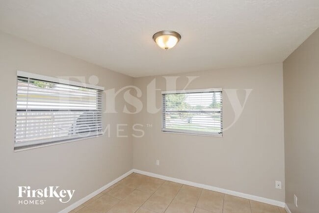 Building Photo - 1056 Matador Dr