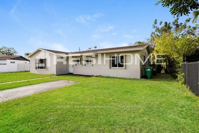 Photo - 10855 SW 152nd Terrace (Miami, FL) House