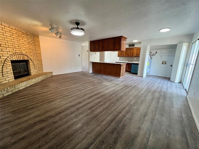 Foto del edificio - 24315 Beef Canyon Dr