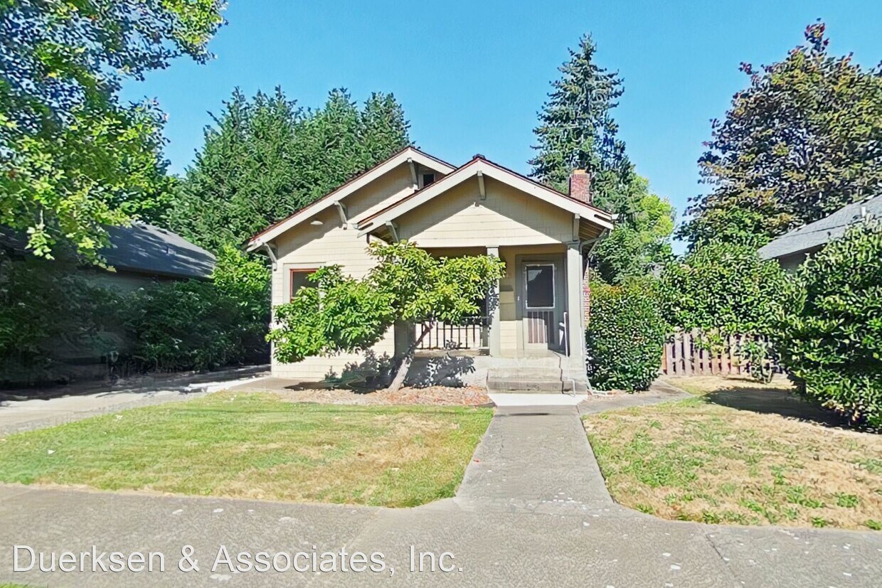 4 br, 2 bath House 430 NW 13th House Rental in Corvallis, OR