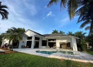 Building Photo - 3041 Birkdale Dr