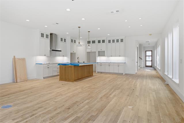 Building Photo - 5626 Martel Ave