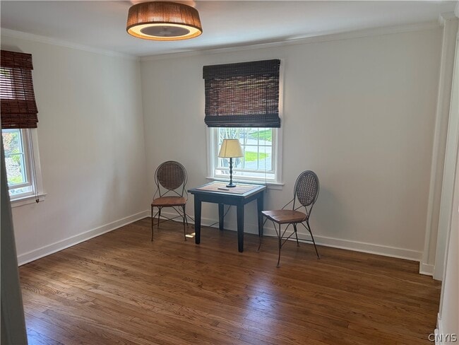 Building Photo - 240 Ferncliff Ave