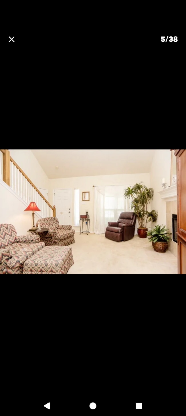 Building Photo - 2022 Ridge View Dr