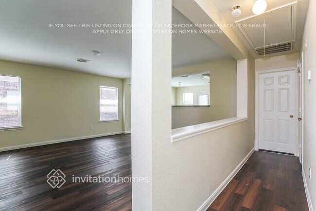 Foto del edificio - 21827 Silverbrook Ln