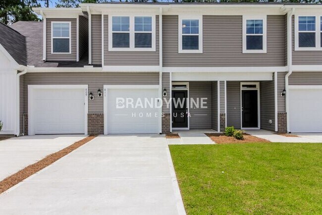 Building Photo - NEW MOVE IN SPECIAL – 1.5 MONTH FREE if mo...
