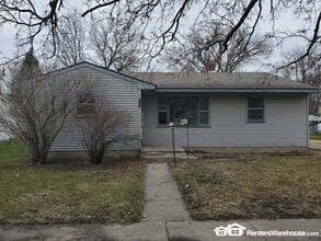 Building Photo - 111 Douglas Ave W