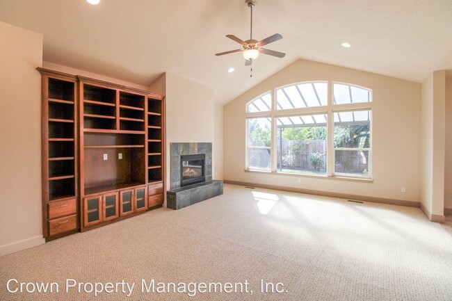 Building Photo - 3 br, 2 bath House - 3091 Kurt Dr NW