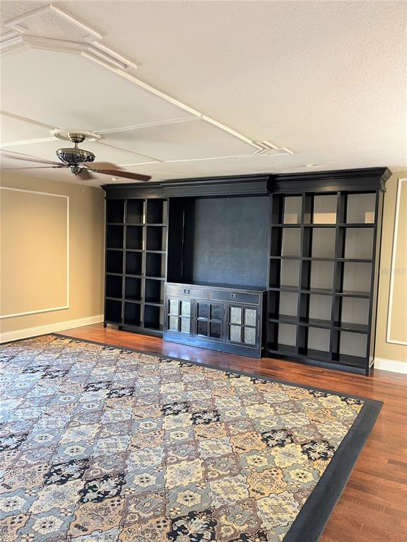 Foto del edificio - 1007 Rolling Woods Ln