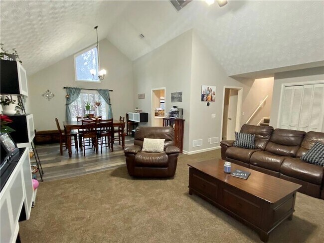 Foto del edificio - 1095 Mountain Springs Dr