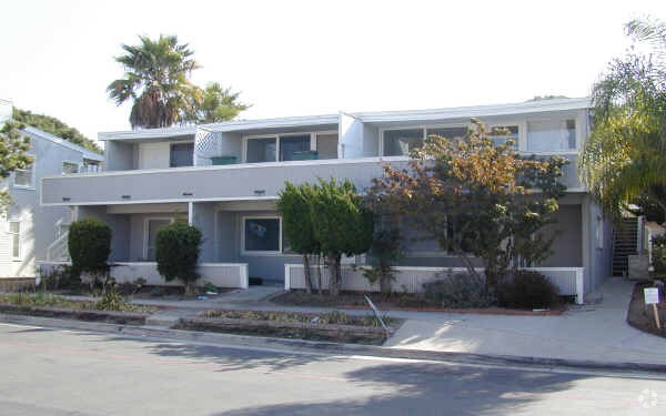 Foto del edificio - 308 Carnation Ave