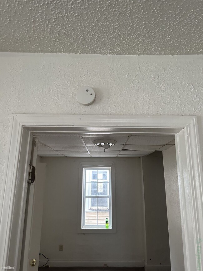 Foto del edificio - 3 br, 2 bath House - 2408 North Ellis Street