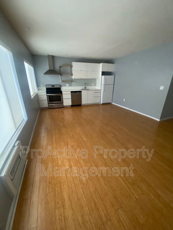 Foto del edificio - 218 S Ave 66