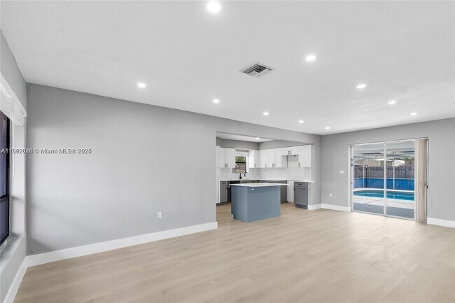 Foto del edificio - 3801 N 66th Ave