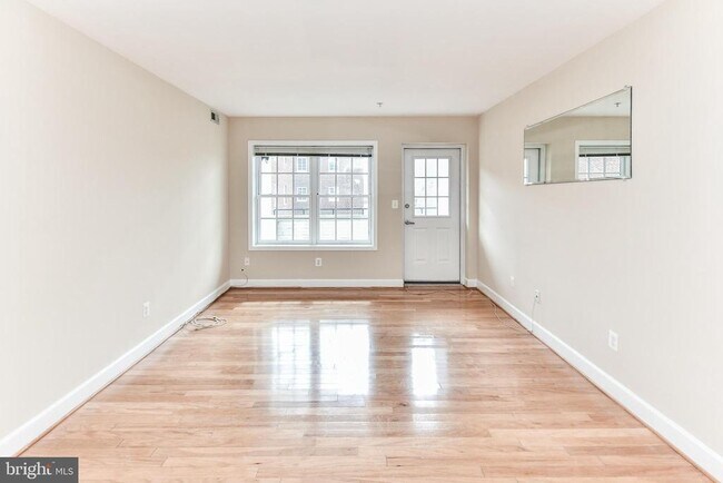 Foto del edificio - 231 N Thomas St