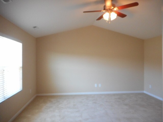Building Photo - 2031 Briar Run Drive