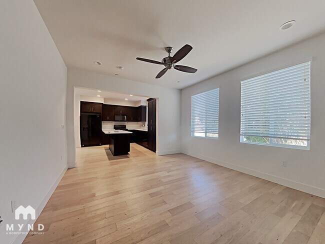 Foto del edificio - 37768 Latitudes Ln