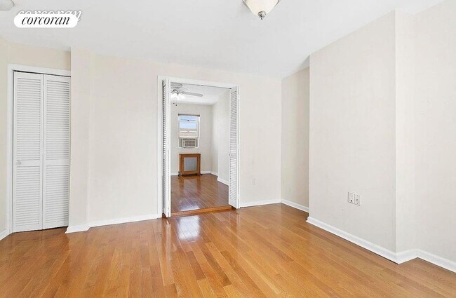Foto del edificio - 292 18th St