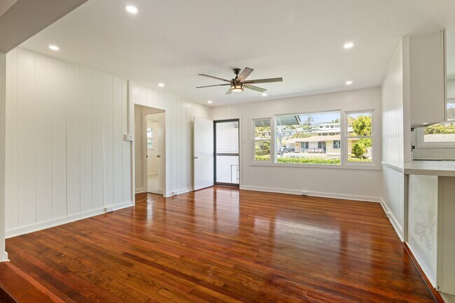 Foto del edificio - Newly Renovated 3 Bedroom Kailua Home!