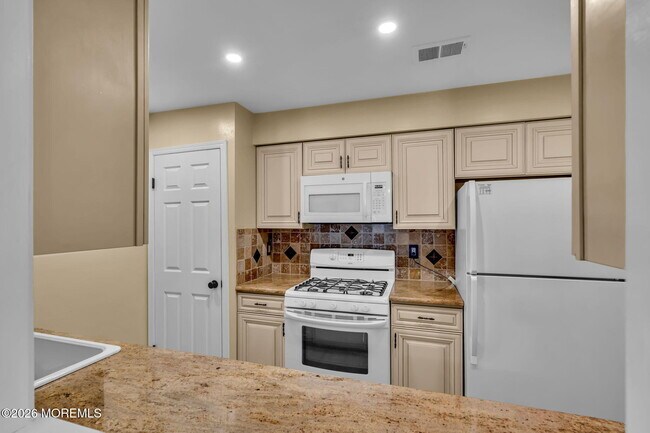 Foto del edificio - 390 Crawford St