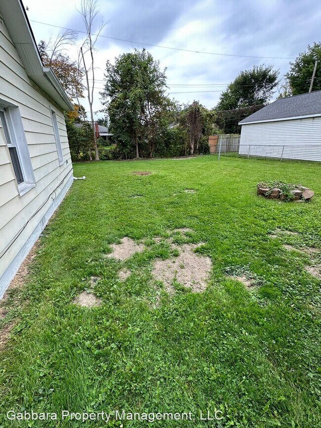 Foto del edificio - 3 br, 1 bath House - 8716 Chapp Ave