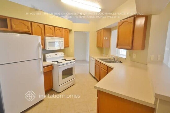 Building Photo - 847 Mendoza Dr