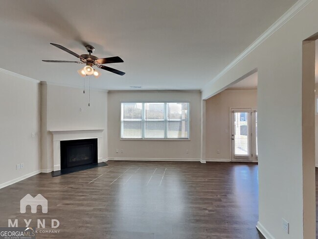 Foto del edificio - 4610 Bramblett Grove Pl