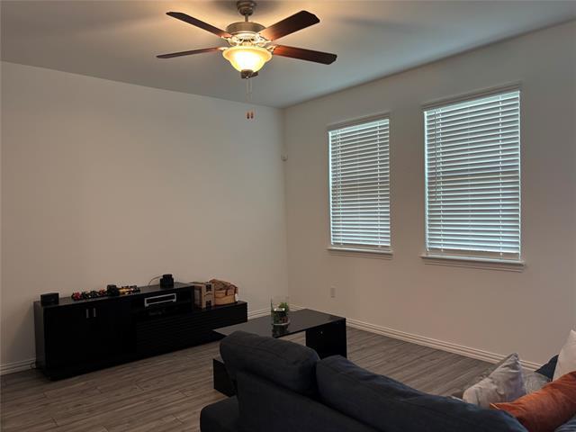 Building Photo - 2506 Real Quiet Dr