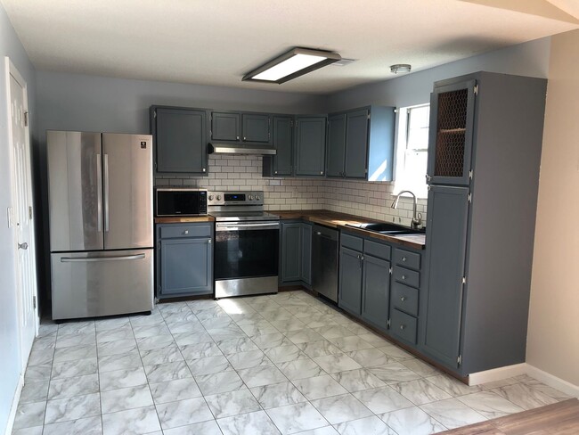 Building Photo - Spartanburg - 3Bd/2Ba, 1248SF