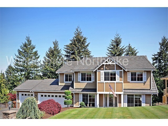 Foto principal - 4523 Country Club Dr NE, Tacoma, WA, 98422
