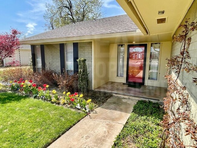 Building Photo - ***BEAUTIFUL 3 BED 2 BATH!!!