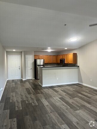 Building Photo - 3716 Cotswold Ave