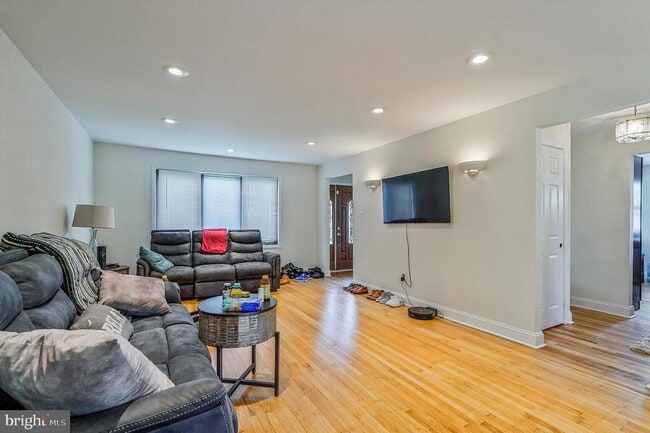Building Photo - 212 Lafayette Ave