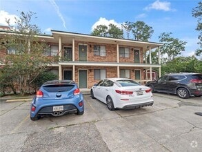 Building Photo - 400 Voters Rd
