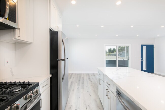 Foto del edificio - 3872 Bentley Ave