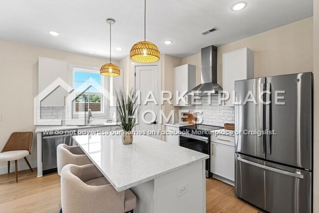Building Photo - 113 Taverly Dr